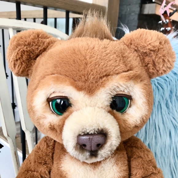 FurReal Friends, Cubby the Curious Bear, Interactive, Talking, Plush Teddy Bear - Picture 3 of 15